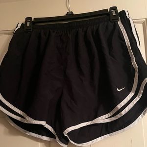 Nike shorts black and white